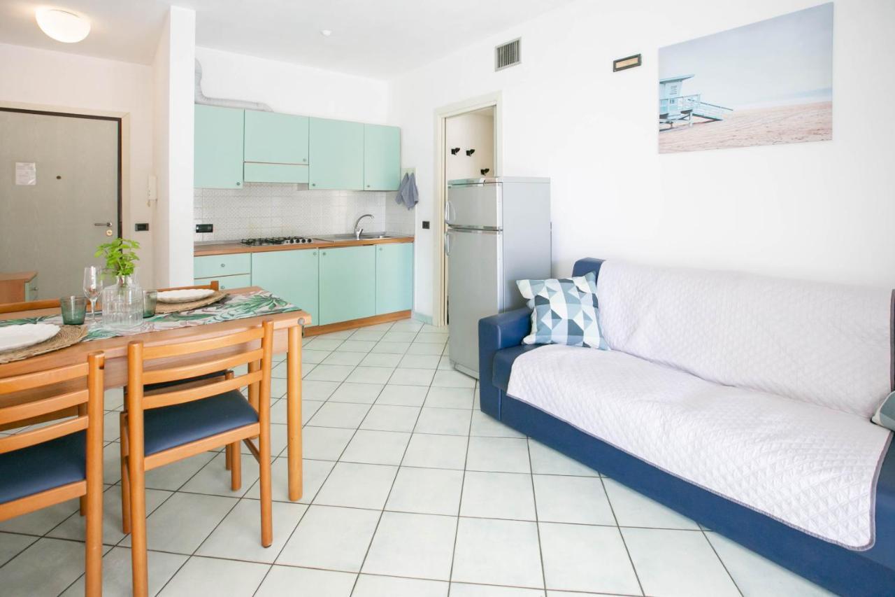 Residence Villa Dei Pini Rimini Extérieur photo