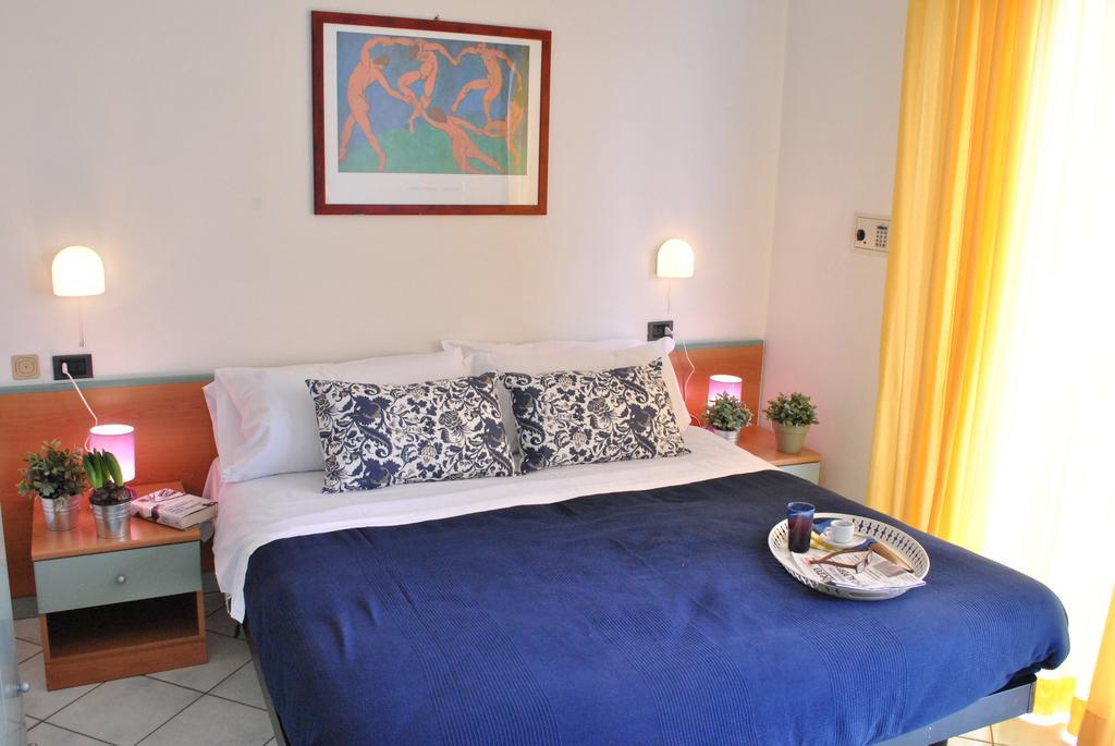 Residence Villa Dei Pini Rimini Extérieur photo