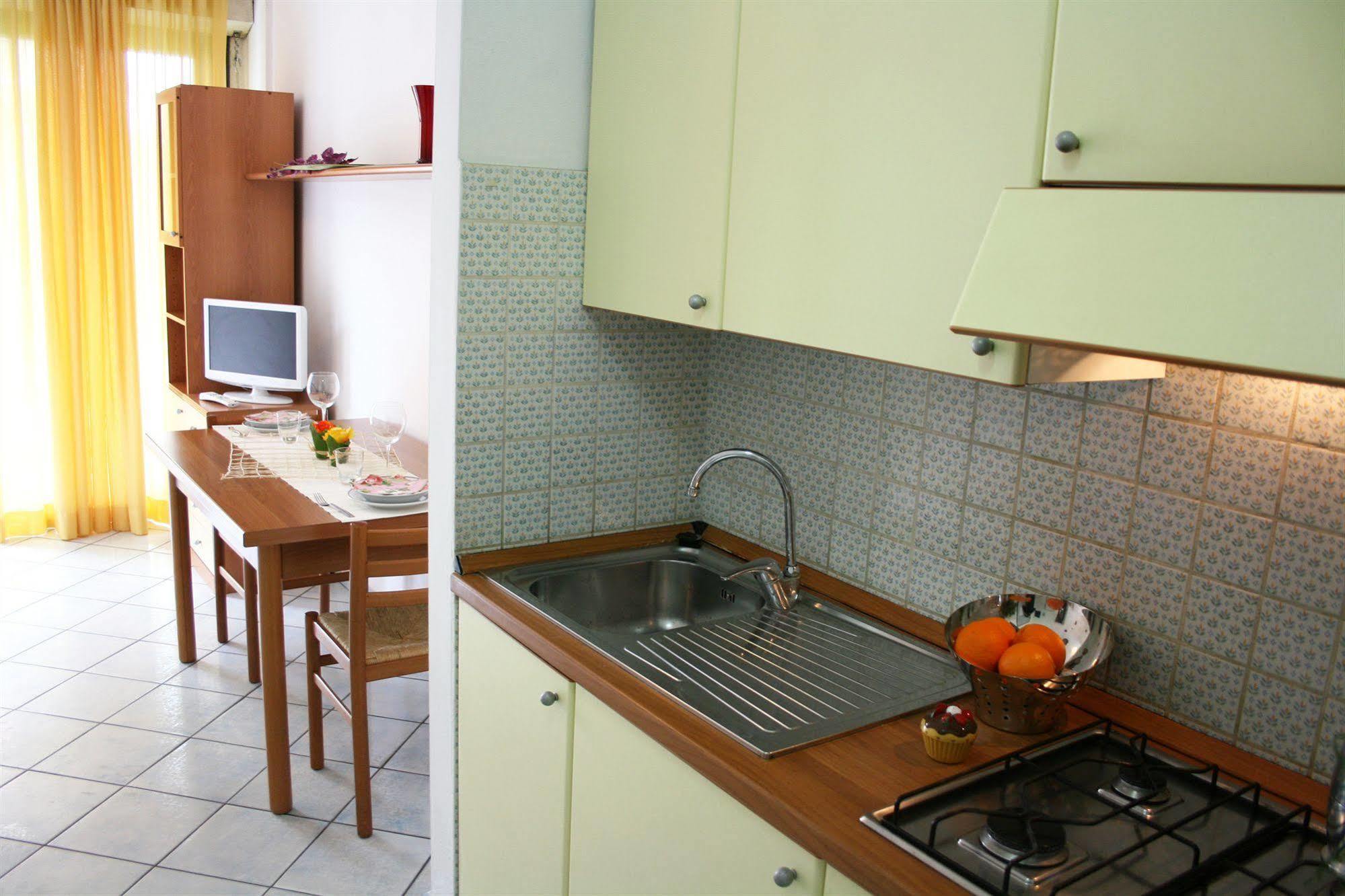 Residence Villa Dei Pini Rimini Extérieur photo